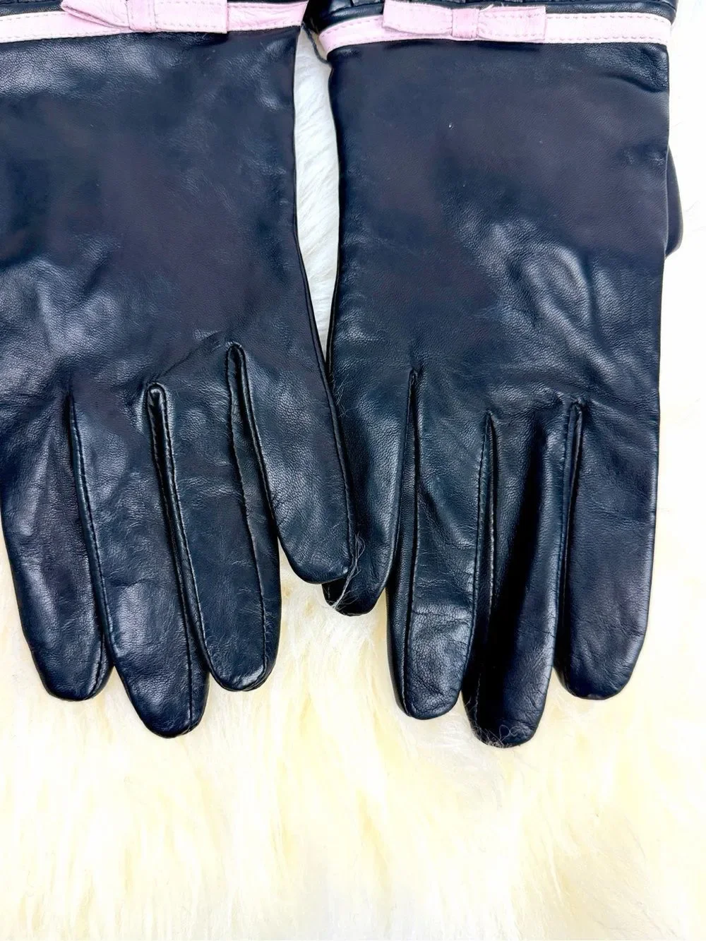 Lord & Taylor Black Leather Gloves Size 8 Pink Trim Bow Scalloped Cuff NWT Vtg